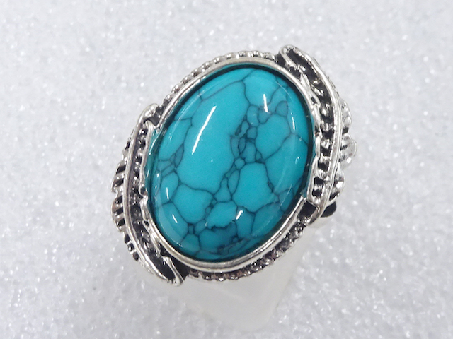 JAPANESE KIMONO / ANTIQUE COLORED STONE RING (SIZE 8)